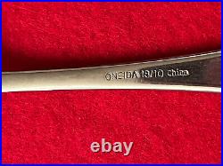 Oneida CHANDLER Glossy 18/10 Stainless Flatware. Lot of 10 Forks Spoons Knives