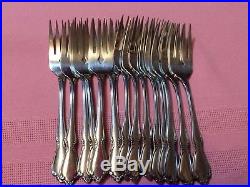 Oneida Chateau Oneidacraft Deluxe Stainless Flatware set of 68 pieces