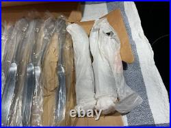 Oneida Classic Mood Stainless Steel 50 Piece Set Serves 8 New Old Stock