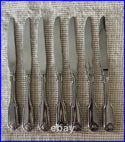 Oneida Classic Shell Stainless Flatware Glossy Heirloom Cube 22 Pcs