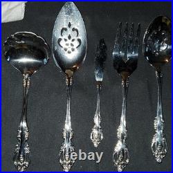 Oneida Community 81pc Stainless Flatware Set, Service for 8, Floral Wood Case