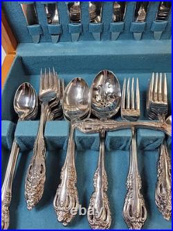 Oneida Community BRAHMS 87 Pieces SS Flatware & Serving Set withWood Case READ