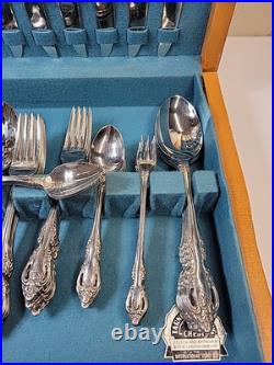 Oneida Community BRAHMS 87 Pieces SS Flatware & Serving Set withWood Case READ