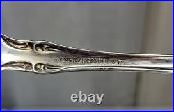 Oneida Community BRAHMS 87 Pieces SS Flatware & Serving Set withWood Case READ