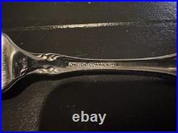 Oneida Community Brahms Service For 8 + Serving Pieces (set Of 43) Oneida Community Brahms Service For 8 + Serving Pieces (set Of 43)