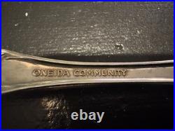Oneida Community Brahms Service For 8 + Serving Pieces (set Of 49)