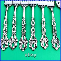 Oneida Community CHANDELIER Glossy Stainless Flatware 17 Mixed Pieces Glossy
