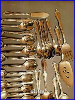 Oneida Community CHATELAINE Stainless Flatware Set 64 Pieces Service For 8