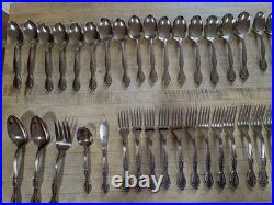 Oneida Community Cantata 83 PIECES SET Stainless Flatware 16 Place (-2 Teaspns)