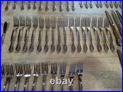 Oneida Community Cantata 83 PIECES SET Stainless Flatware 16 Place (-2 Teaspns)