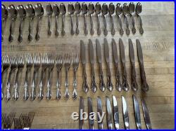 Oneida Community Cantata 83 PIECES SET Stainless Flatware 16 Place (-2 Teaspns)