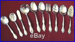 Oneida Community' Chatelaine' 60 Piece Set Service for 10+ Stainless Flatware