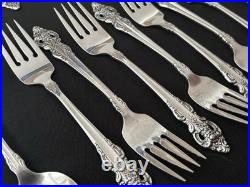 Oneida Community Cherbourg Stainless Silverware Flatware 64 pc. WithServing pcs