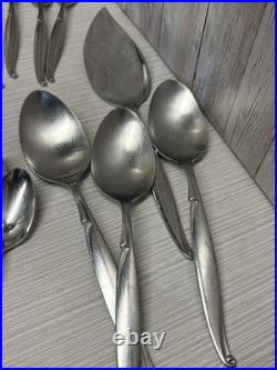 Oneida Community Driftwood Stainless Flatware & Tray 42 Pieces. Free Shipping