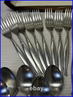 Oneida Community Driftwood Stainless Flatware & Tray 42 Pieces. Free Shipping