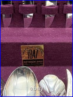 Oneida Community Duet Flatware Set 60 Pieces Set & Wooden Case