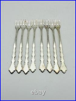 Oneida Community Duet Flatware Set 60 Pieces Set & Wooden Case Oneida Community Duet Flatware Set 60 Pieces Set & Wooden Case