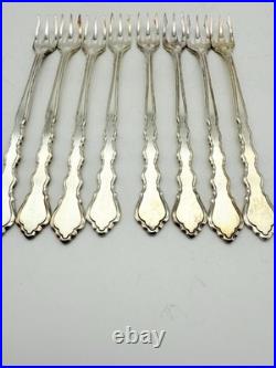 Oneida Community Duet Flatware Set 60 Pieces Set & Wooden Case Oneida Community Duet Flatware Set 60 Pieces Set & Wooden Case