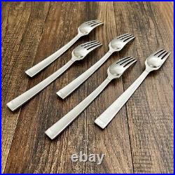 Oneida Community FROST (5) Dinner Fork Stainless 7 3/4in Replacement Satin