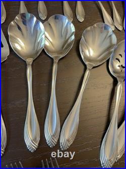 Oneida Community Heiress Stainless 12 Piece Serving Utensils 12 Soup Spoons