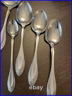 Oneida Community Heiress Stainless 12 Piece Serving Utensils 12 Soup Spoons