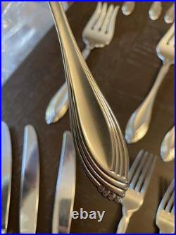 Oneida Community Heiress Stainless 12 Piece Serving Utensils 12 Soup Spoons