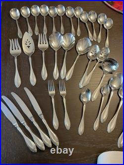 Oneida Community Heiress Stainless 12 Piece Serving Utensils 12 Soup Spoons
