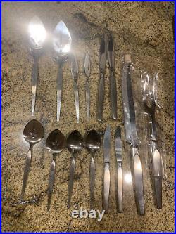 Oneida Community Older Satinique Stainless 117 Pieces