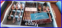 Oneida Community Paul Revere Flatware Stainless Steel 48 Pieces With Plastic Tray