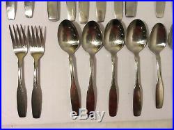 Oneida Community Paul Revere Stainless Flatware 54 Pieces 8 Place Settings Serve