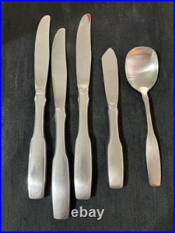 Oneida Community Paul Revere Stainless Flatware Service For 12