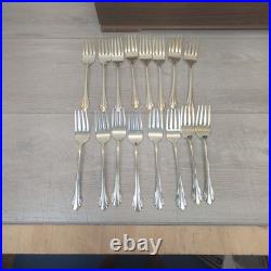 Oneida Community Repose Stainless Flatware 86 Pieces With Chest Tarnish