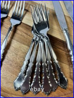Oneida Community Satinique Stainless Flatware 34 Pieces Service For 6