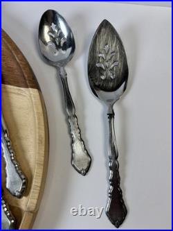 Oneida Community Satinique Stainless Flatware 34 Pieces Service For 6