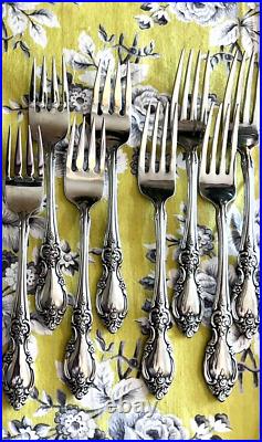 Oneida Community Stainless Flatware LOUISIANA 23 Piece Service for 4 withExtra T's