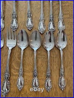 Oneida Community Stainless LOUISIANA Flatware Forks Knives Spoons Lot 44 Pieces