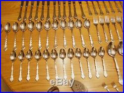 Oneida Community Stainless SATINQUE Service For 12 Flatware 14 Serving Pcs. Box