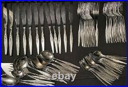 Oneida Community Stainless Windmere 88 pc Flatware set For 12