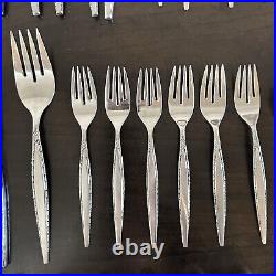 Oneida Community VENETIA Stainless Flatware Serrated Steak Knives Forks Spoons