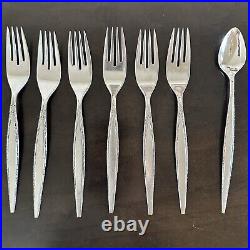 Oneida Community VENETIA Stainless Flatware Serrated Steak Knives Forks Spoons