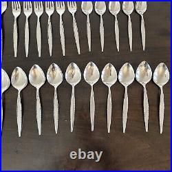 Oneida Community VENETIA Stainless Flatware Serrated Steak Knives Forks Spoons