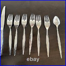 Oneida Community VENETIA Stainless Flatware Serrated Steak Knives Forks Spoons