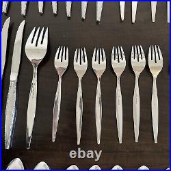 Oneida Community VENETIA Stainless Flatware Serrated Steak Knives Forks Spoons