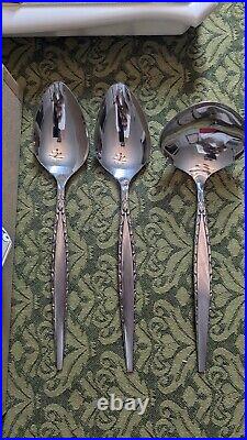 Oneida Community Venetia Stainless Steel Flatware 95 Piece Set NOS New NIB