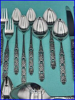 Oneida Community Viola Voila Stainless Flatware 33 Pieces Mixed Lot