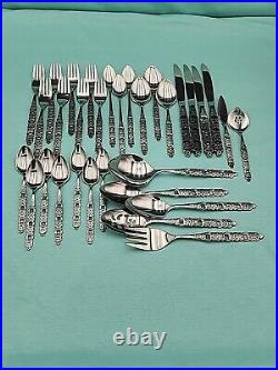 Oneida Community Viola Voila Stainless Flatware 33 Pieces Mixed Lot