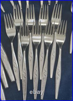 Oneida Community WOODMERE Stainless Flatware Set of 58 pc