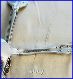 Oneida Cube Heirloom Stainless Flatware MICHELANGELO 27 Pc. Serve 4 withServing