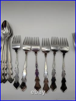 Oneida DISTINCTION DELUXE STAINLESS Valerie Pattern 11 Full Settings 76 Pieces