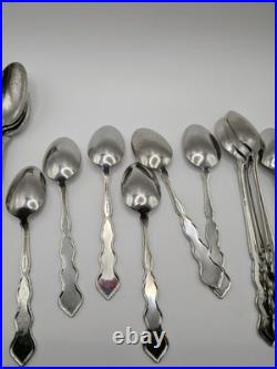 Oneida DISTINCTION DELUXE STAINLESS Valerie Pattern 11 Full Settings 76 Pieces